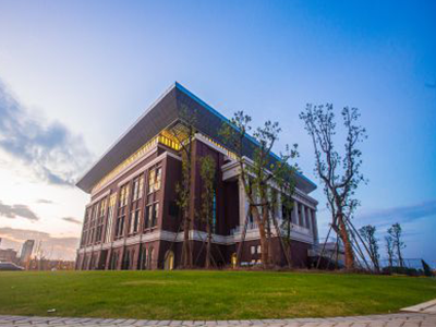 �Ϻ�˽������ѧУ�ļҺã�